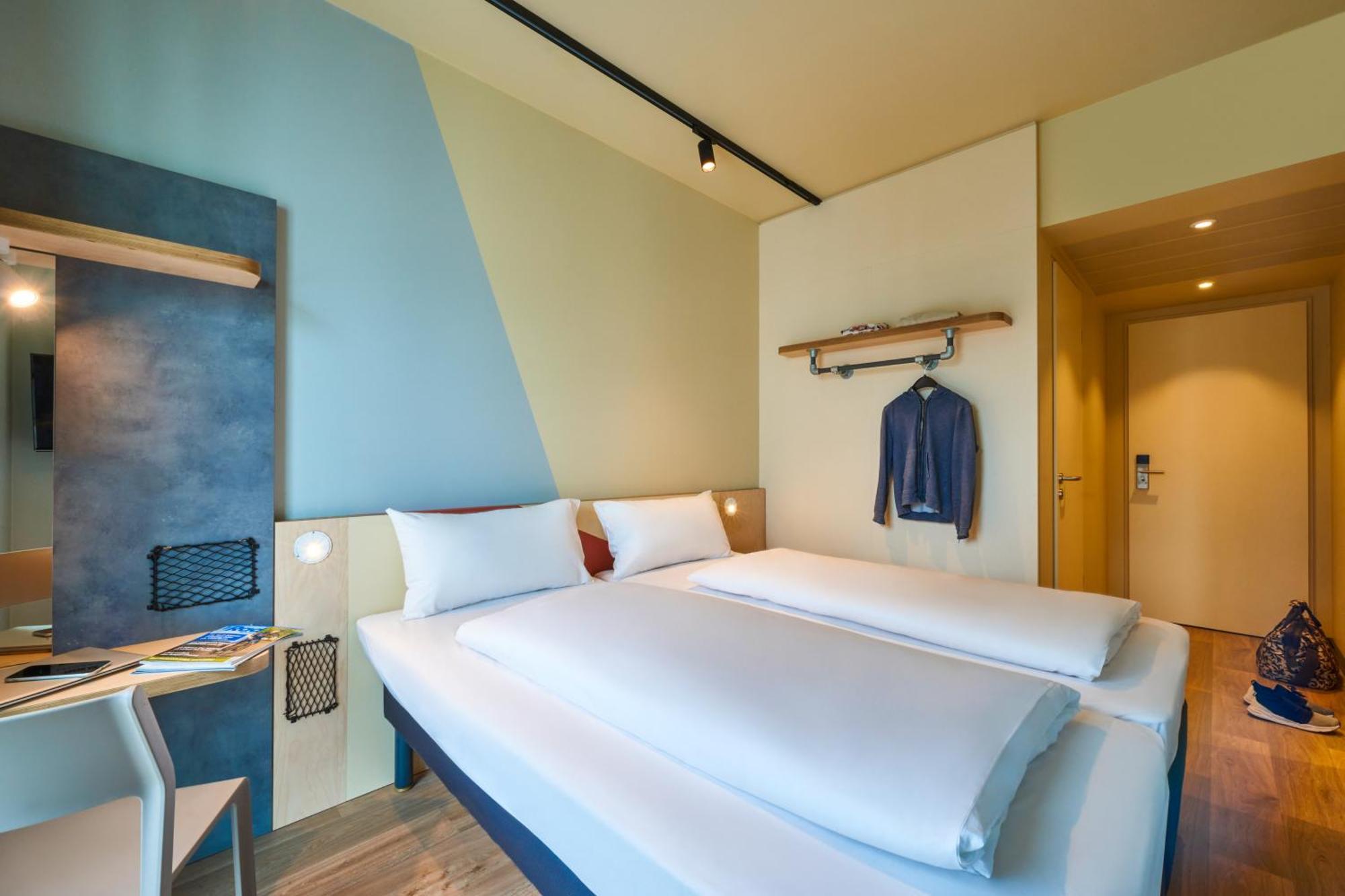 Ibis Budget Singen Extérieur photo