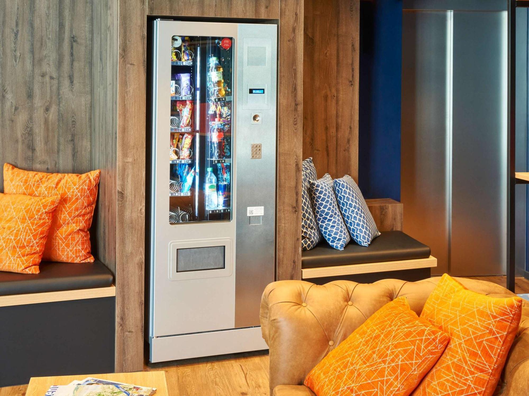 Ibis Budget Singen Extérieur photo